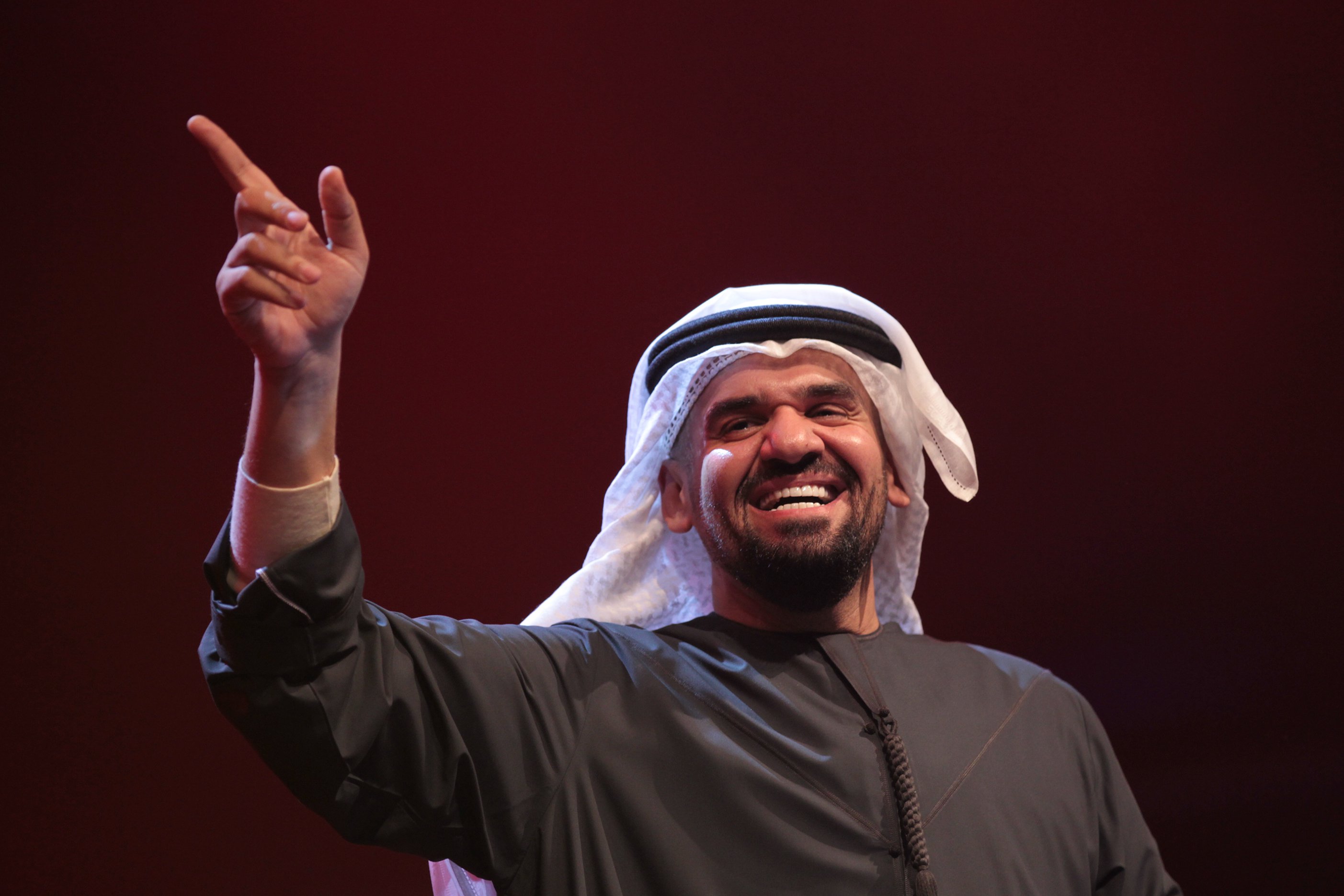 طرح النجم الإماراتي حسين الجسمي أغنية جديدة بعنوان “حبيتها” كهدية بصوته لمدينة “أبو ظبي” ودولة الإمارات العربية المتحدة
