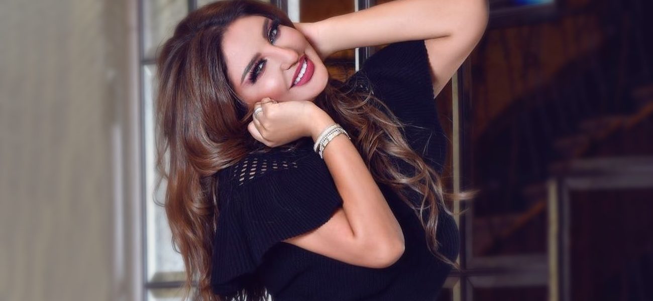 شاركت الفنانة شذى حسون جمهورها عبر الإنستغرام مقطع فيديو من أغنيتها “الدنيا ما سيباش”