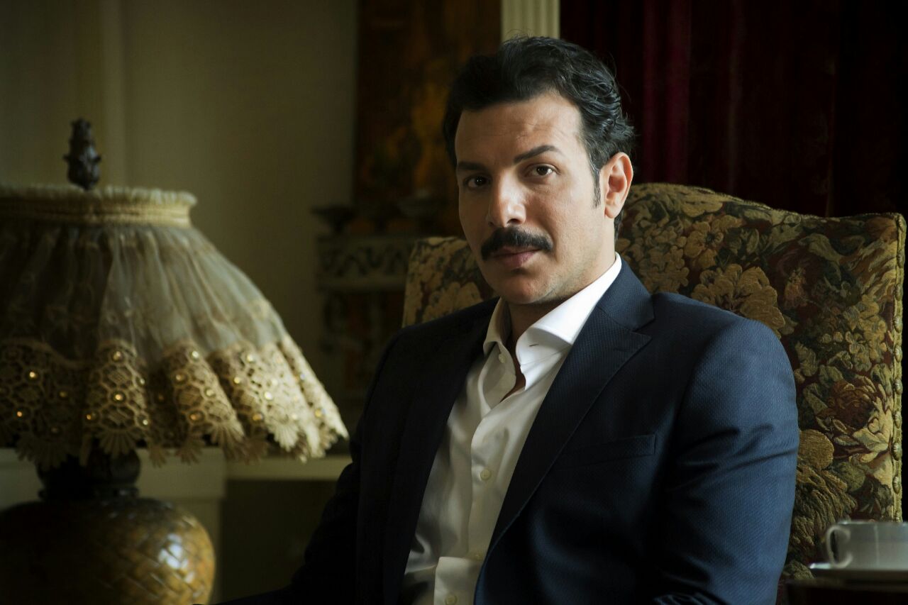 تعاقد النجم السوري باسل خياط رسميا مع شركة “إيغل فيلمز” على تقديم مسلسل جديد من بطولته خلال سباق دراما رمضان المقبل